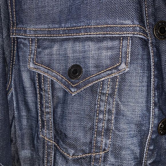 Women’s M Gap Denim Jacket - Picture 4 of 5